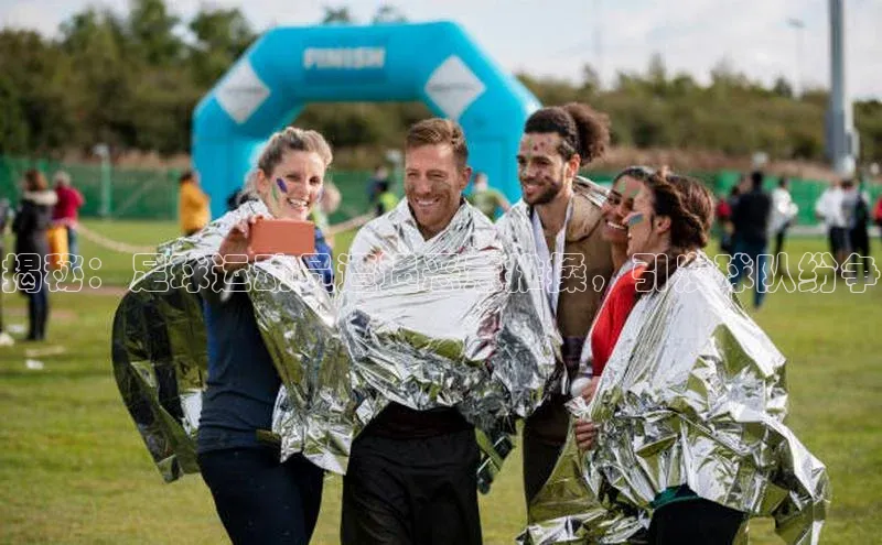 伟德国际官网登录入口汉得信息揭秘：足球运动员遭遇恶意推搡，引发球队纷争